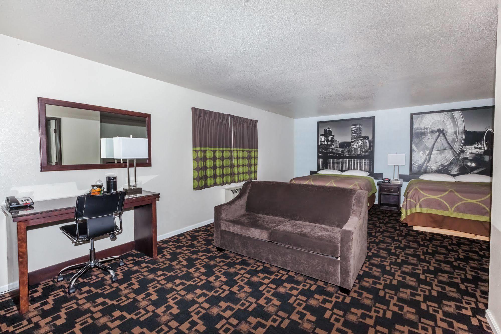 Gateway Inn & Suites Eugene-Springfield Exterior photo